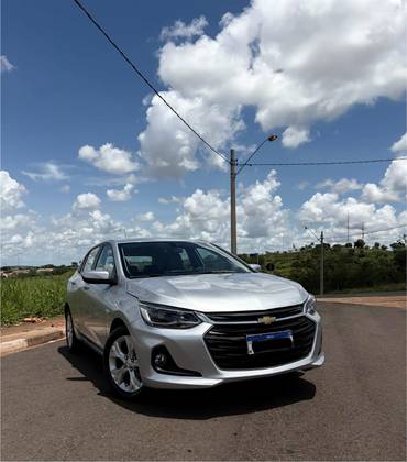 CHEVROLET ONIX 1.0 TURBO FLEX PREMIER AUTOMÁTICO CHEVROLET ONIX 1.0 TURBO FLEX PREMIER AUTOMÁTICO